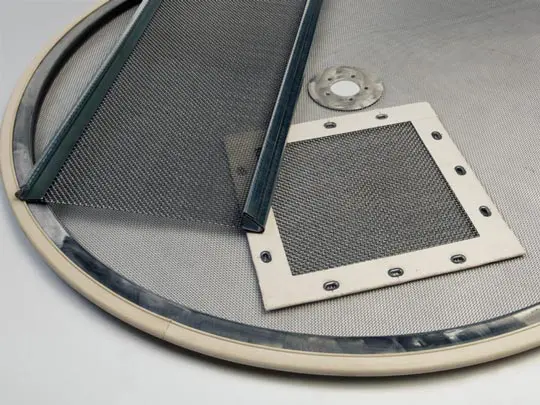 FABRICATED WIRE MESH SCREENS 4