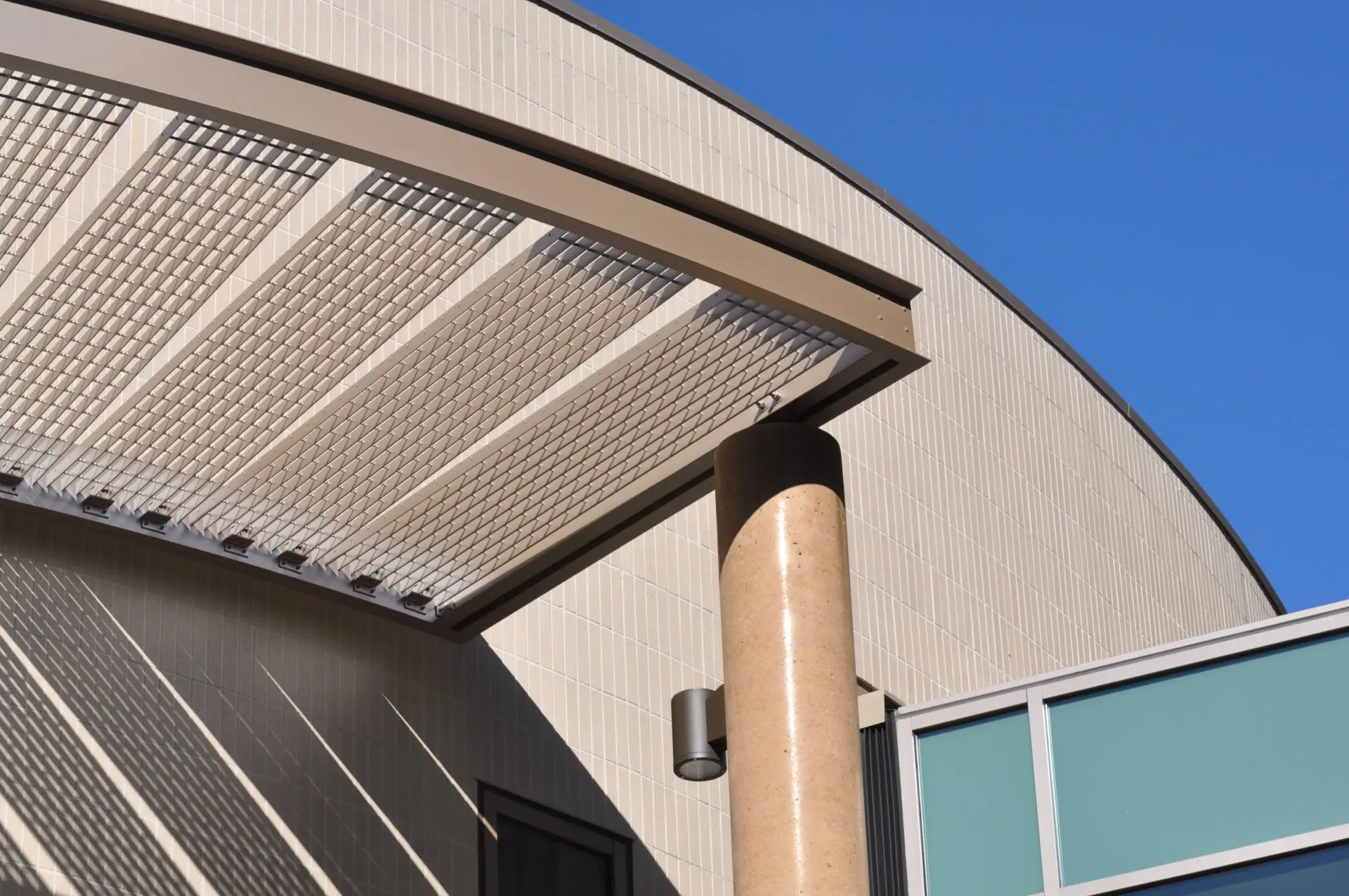 DSC 0158 Aluminum Aria grating by Coda Architectural