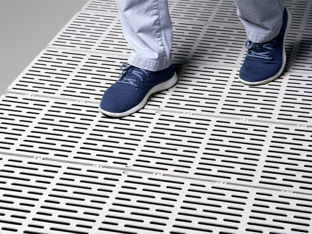 thruflow footmodel 5