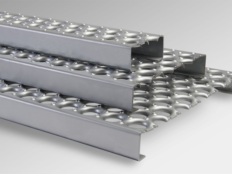 PERFO GRIP PLANKS