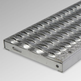 SAFETY GRATING STAIR TREAD